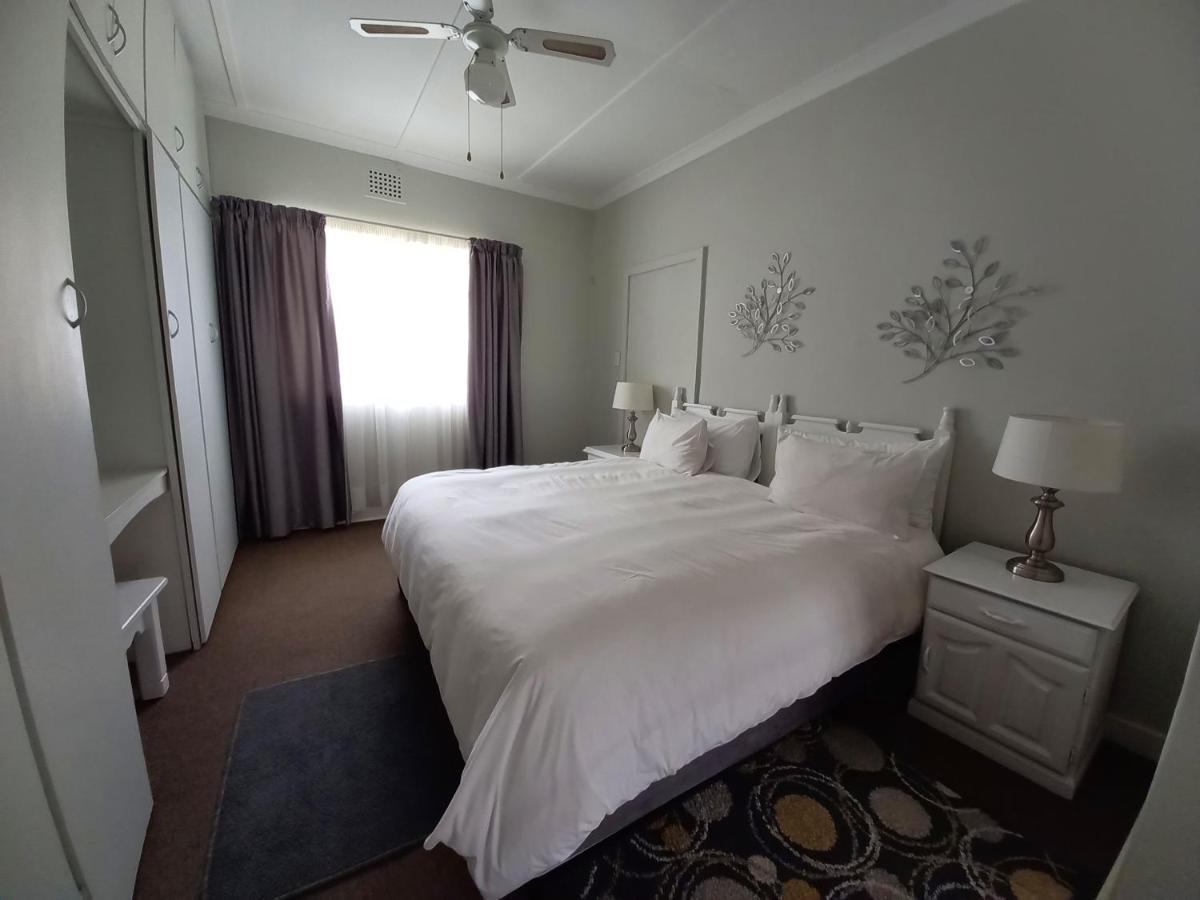 Chez Nous Bed And Breakfast & Self Catering Dundee Esterno foto