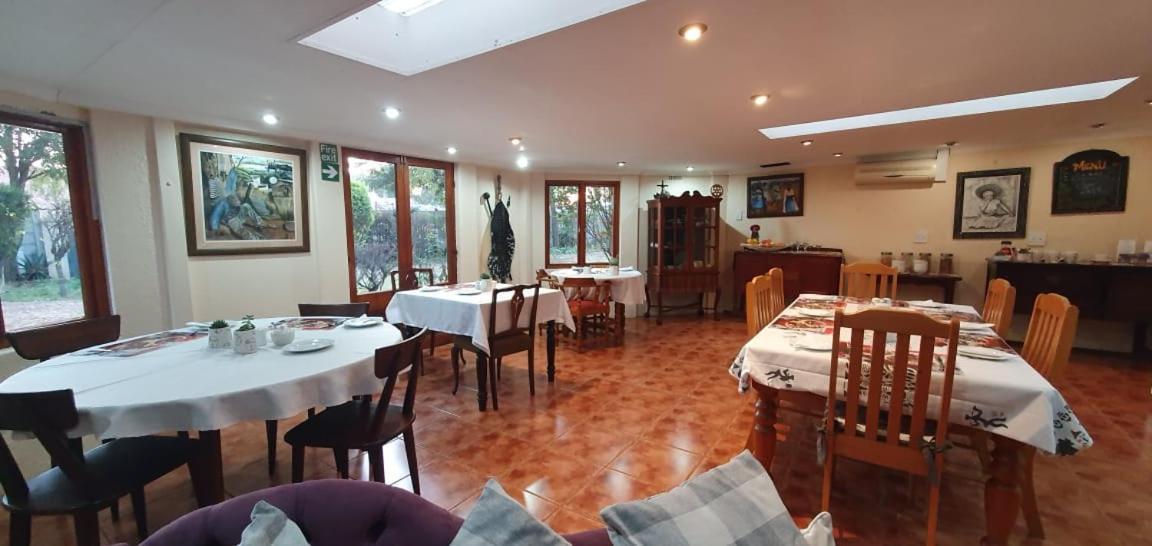 Chez Nous Bed And Breakfast & Self Catering Dundee Esterno foto